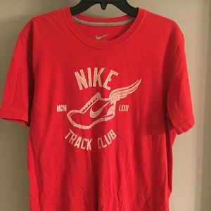 Nike tshirt